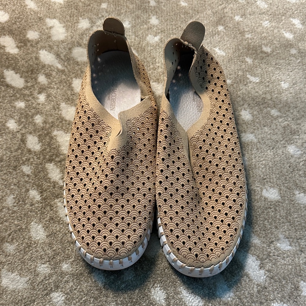 Ilse Jacobsen Beige Slip-On Shoes